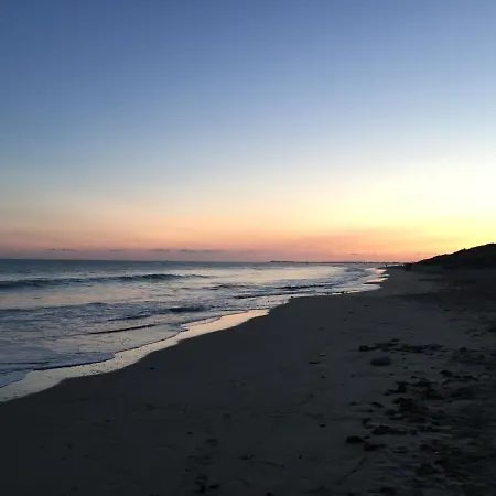 Maisonnette à Proximité Et Port De St-martin * Saint-Martin-de-Ré