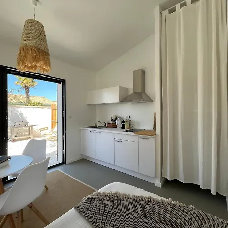 Maisonnette à Proximité Et Port De St-martin Saint-Martin-de-Ré