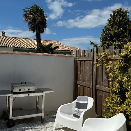 Maisonnette à Proximité Et Port De St-martin Saint-Martin-de-Ré